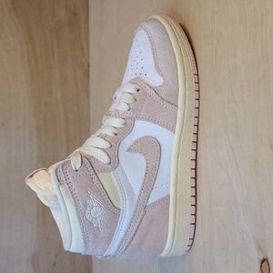Air Jordan 1 Retro High OG 'Washed Pink' Kids Shoes